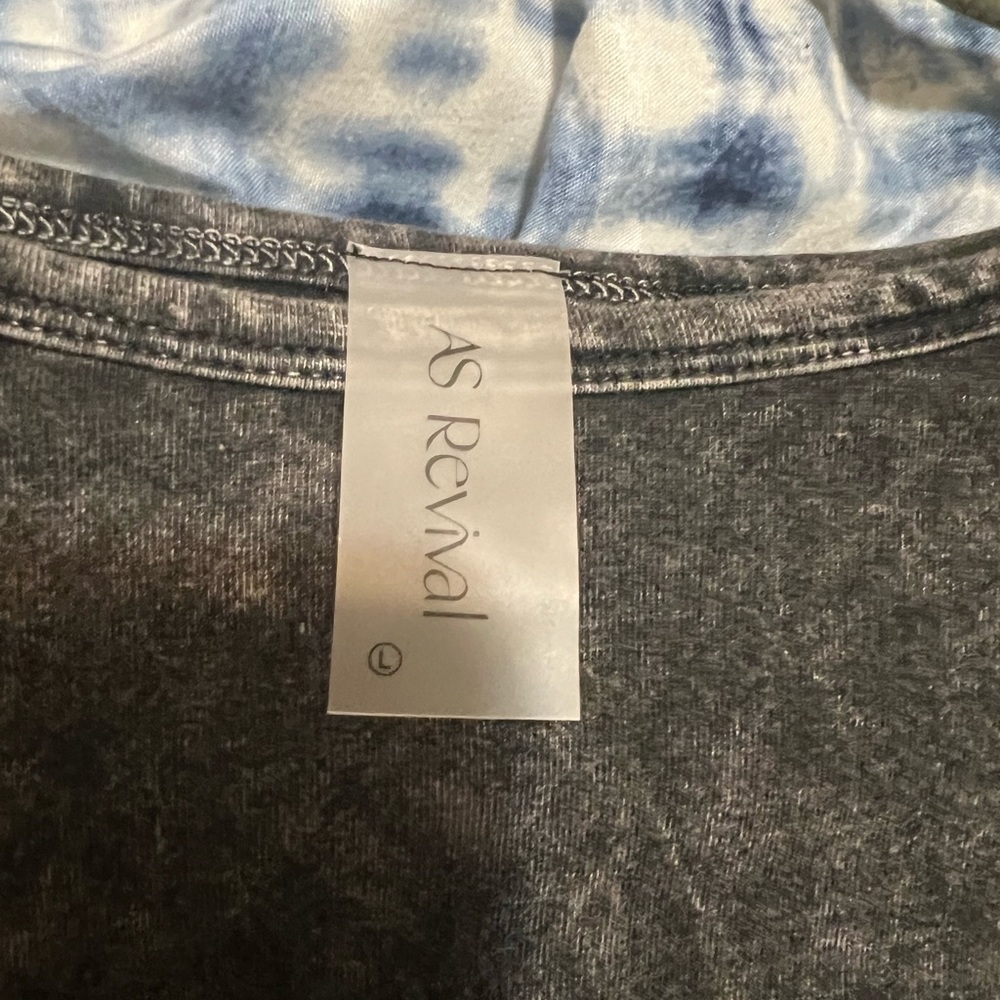 Altar’d state crop top